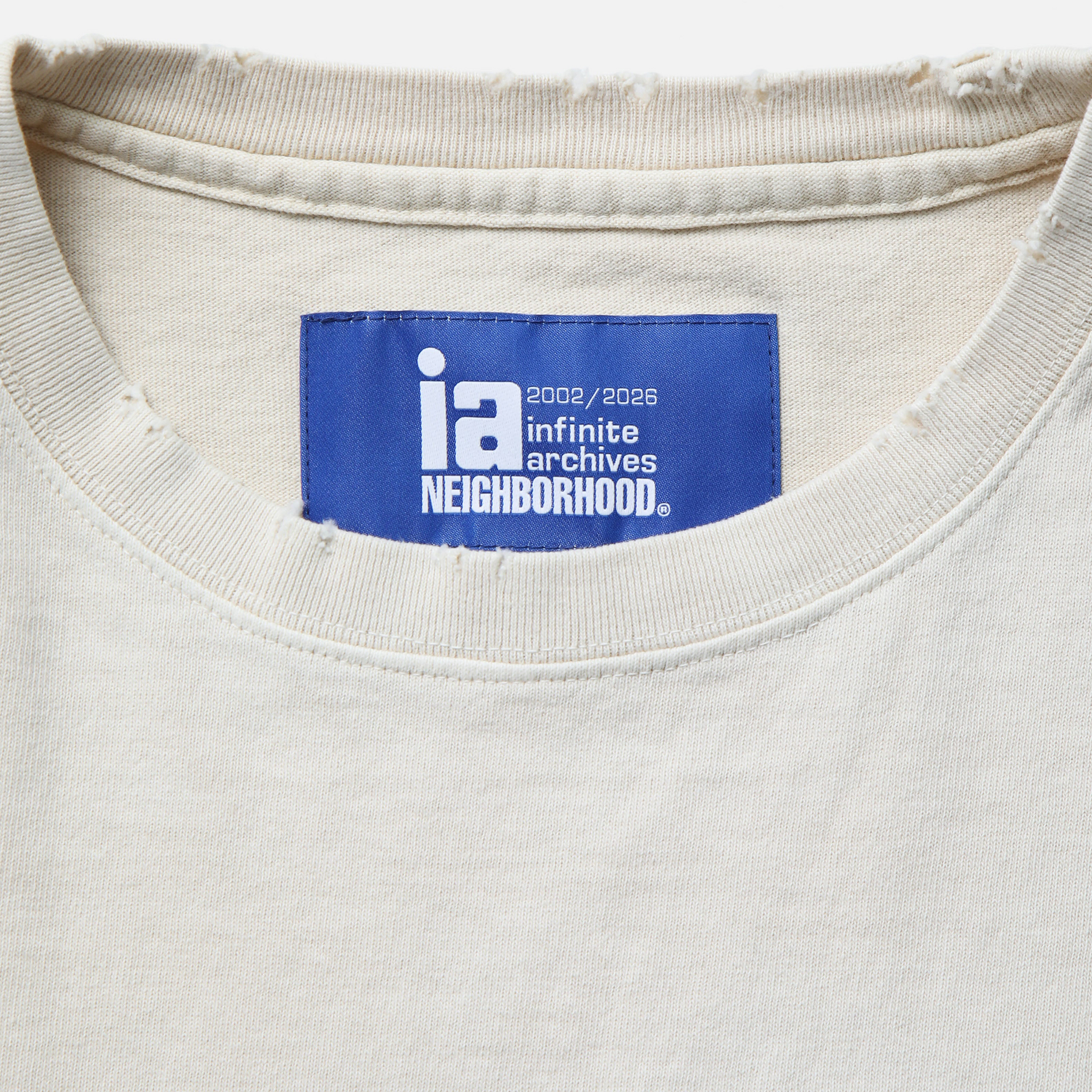 NH X INFINITE ARCHIVES . SAVAGE CREWNECK SS (BLACK) – Infinite